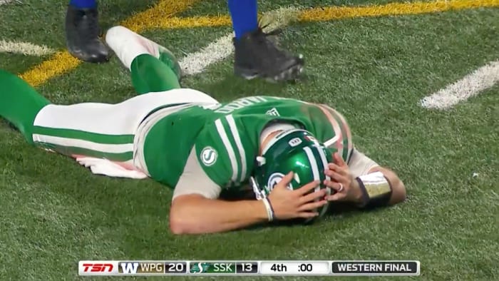 cfl-playoffs-roughriders-blue-bombers-pass-crossbar-video